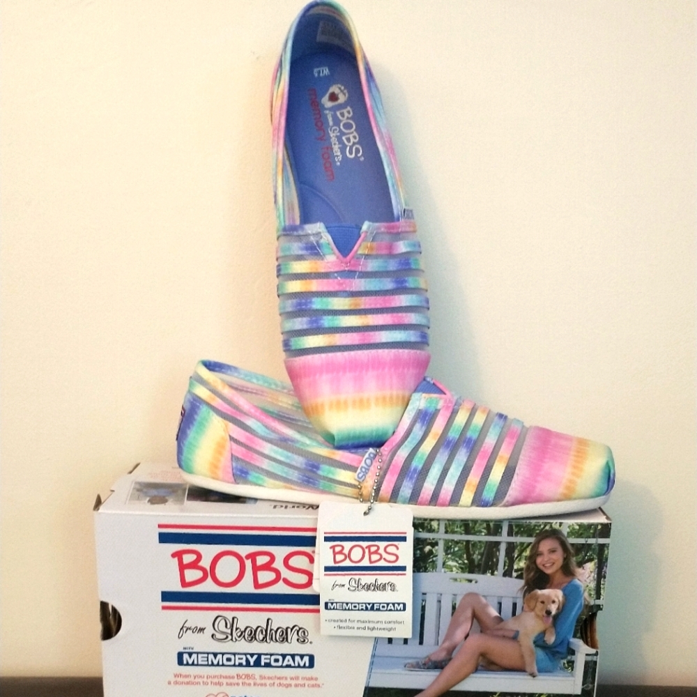 Bob's, multi colored, 7.5, brand new in box